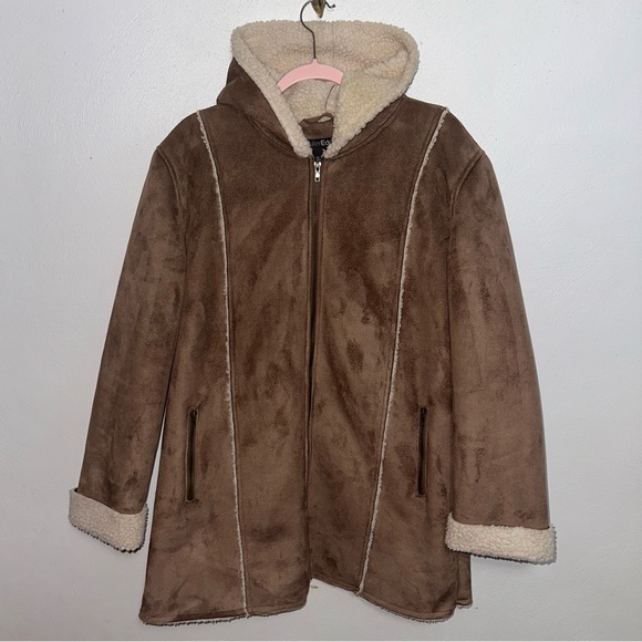 Brown Sherpa Hooded Coat - Picture 6 of 9